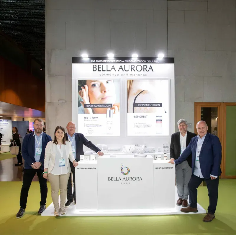 Los laboratorios Bella Aurora presentan Repigment12 Plus en el 50º Congreso de la AEDV 