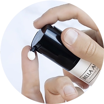 Prevenci&oacute;n de manchas oscuras con tratamiento B-CORE 221&trade; de Bella Aurora 